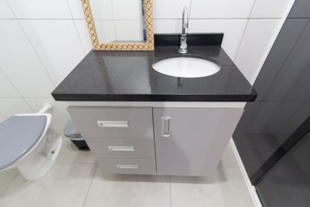 Casa à venda com 280m², 3 quartos e 2 vagas Casa à venda com 280m², 3 quartos e 2 vagasBanheiro da Suíte