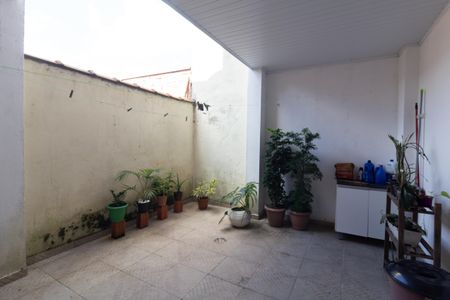 Casa à venda com 280m², 3 quartos e 2 vagas Casa à venda com 280m², 3 quartos e 2 vagasÁrea de Serviço