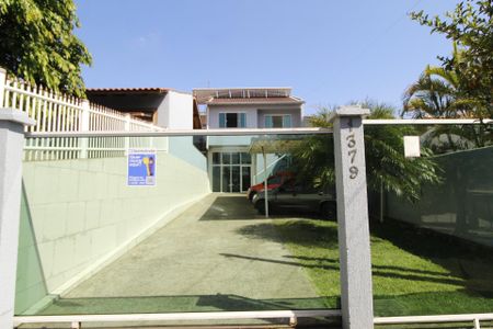 Apartamento para alugar com 60m², 2 quartos e 1 vagaFachada