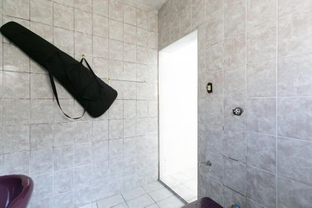 Casa à venda com 120m², 2 quartos e 2 vagasBanheiro 4