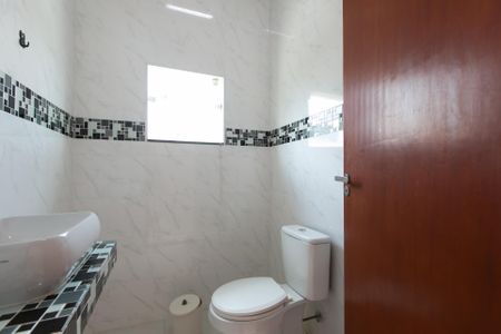 Casa à venda com 120m², 2 quartos e 2 vagasBanheiro 2