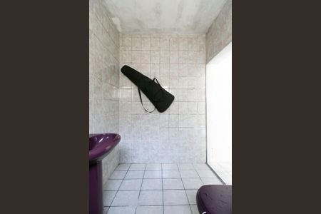 Casa à venda com 120m², 2 quartos e 2 vagasBanheiro 4