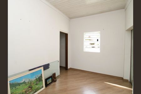 Casa à venda com 81m², 1 quarto e 1 vagaSala