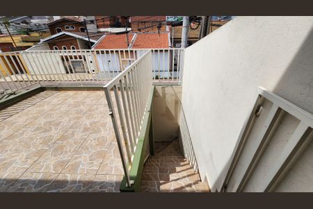 Casa à venda com 220m², 4 quartos e 1 vagaEscada