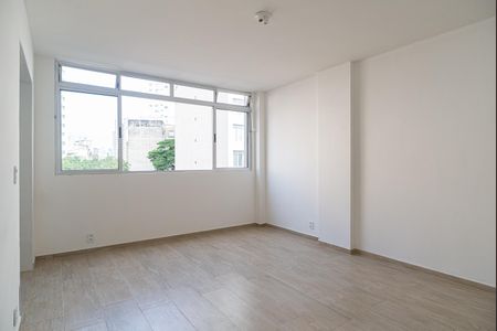 Studio para alugar com 22m², 1 quarto e sem vaga Studio para alugar com 22m², 1 quarto e sem vagaSala/Quarto