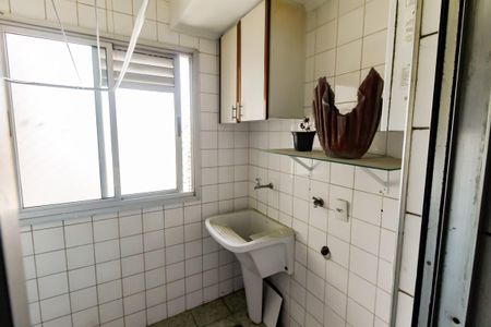 Apartamento para alugar com 68m², 3 quartos e 2 vagasÁrea de Serviço