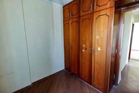 Apartamento para alugar com 68m², 3 quartos e 2 vagasQuarto 2