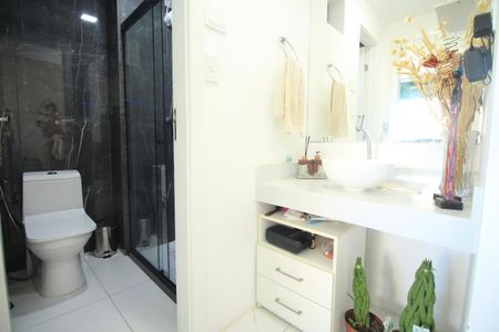 Apartamento para alugar com 42m², 1 quarto e 1 vaga Apartamento para alugar com 42m², 1 quarto e 1 vagaBanheiro