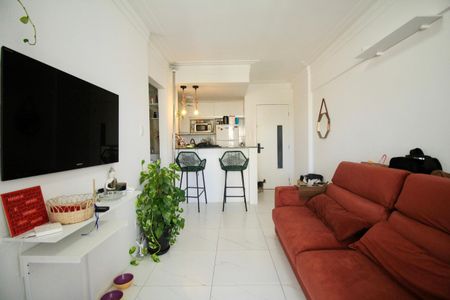 Apartamento para alugar com 42m², 1 quarto e 1 vaga Apartamento para alugar com 42m², 1 quarto e 1 vagaSala