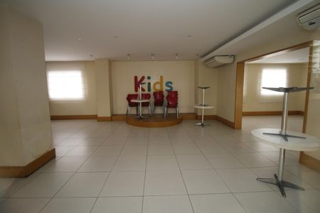 Apartamento à venda com 121m², 3 quartos e 1 vagaÁrea comum - Salão de festas