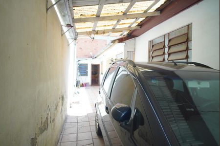 Casa à venda com 230m², 3 quartos e 2 vagasGaragem - Duas Vagas