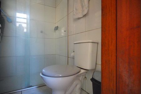 Casa à venda com 230m², 3 quartos e 2 vagasBanheiro de Serviço