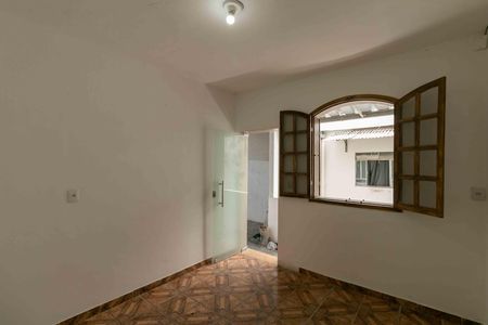 Casa para alugar com 55m², 3 quartos e sem vaga Casa para alugar com 55m², 3 quartos e sem vagaSala