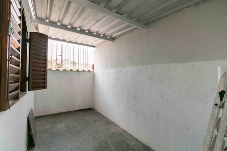 Casa para alugar com 55m², 3 quartos e sem vaga Casa para alugar com 55m², 3 quartos e sem vagaVaranda