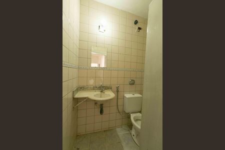 Casa para alugar com 55m², 3 quartos e sem vaga Casa para alugar com 55m², 3 quartos e sem vagaBanheiro Social