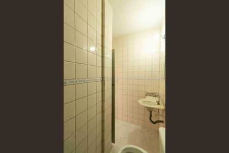 Casa para alugar com 55m², 3 quartos e sem vaga Casa para alugar com 55m², 3 quartos e sem vagaBanheiro Social