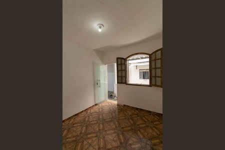 Casa para alugar com 55m², 3 quartos e sem vaga Casa para alugar com 55m², 3 quartos e sem vagaSala