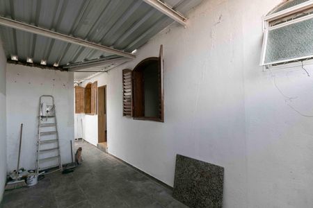 Casa para alugar com 55m², 3 quartos e sem vaga Casa para alugar com 55m², 3 quartos e sem vagaVaranda