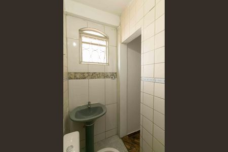 Casa para alugar com 55m², 3 quartos e sem vaga Casa para alugar com 55m², 3 quartos e sem vagaBanheiro Suite