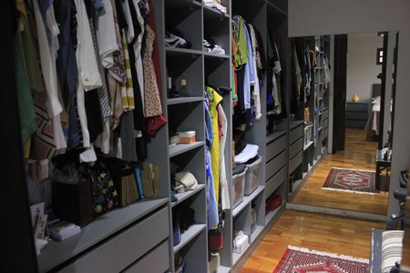 Casa à venda com 250m², 4 quartos e 5 vagasCloset da Suíte
