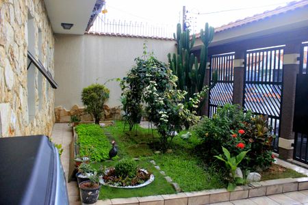Casa à venda com 250m², 4 quartos e 5 vagasGaragem e jardim