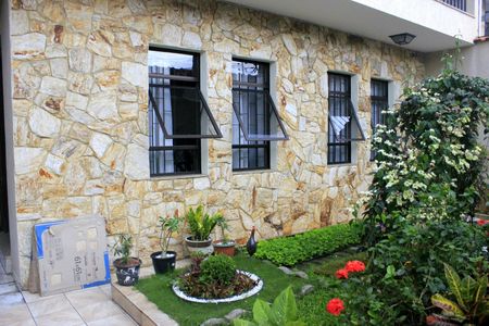 Casa à venda com 250m², 4 quartos e 5 vagasGaragem e jardim