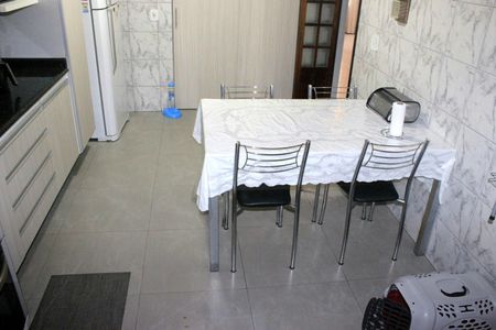 Casa à venda com 250m², 4 quartos e 5 vagasCozinha