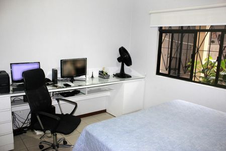 Casa à venda com 250m², 4 quartos e 5 vagasQuarto 1