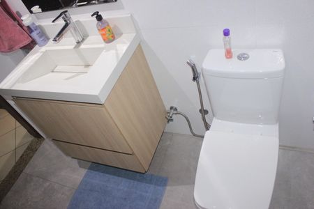 Casa à venda com 250m², 4 quartos e 5 vagasLavabo