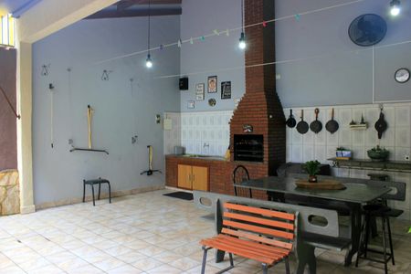 Casa à venda com 250m², 4 quartos e 5 vagasEspaço gourmet