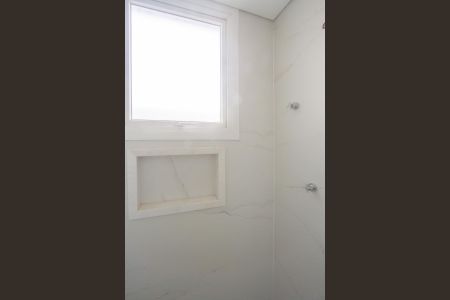 Casa de condomínio à venda com 539m², 4 quartos e 5 vagasChuveiro