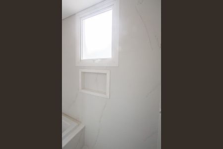 Casa de condomínio à venda com 539m², 4 quartos e 5 vagasChuveiro