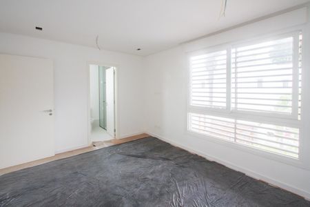 Casa de condomínio à venda com 539m², 4 quartos e 5 vagasSuíte 4