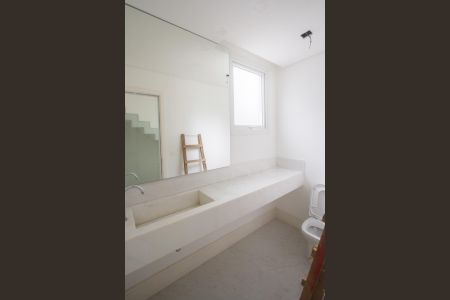 Casa de condomínio à venda com 539m², 4 quartos e 5 vagasLavabo