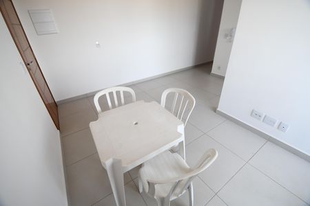 Apartamento para alugar com 55m², 2 quartos e 1 vagaSala