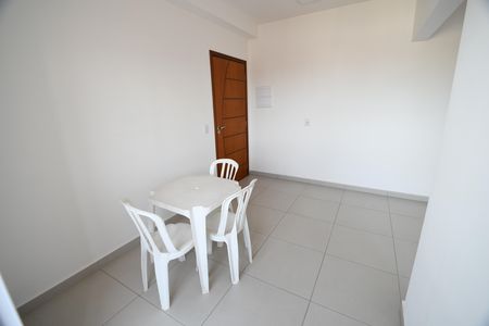 Apartamento para alugar com 55m², 2 quartos e 1 vagaSala