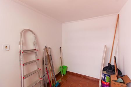 Casa à venda com 60m², 2 quartos e 1 vaga Casa à venda com 60m², 2 quartos e 1 vagaQuarto de Serviço