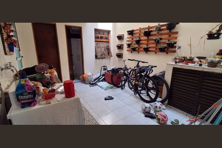 Casa à venda com 225m², 3 quartos e 2 vagasÁrea de Serviço 