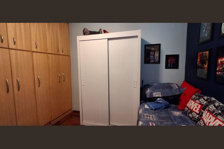 Casa à venda com 225m², 3 quartos e 2 vagasQuarto 2