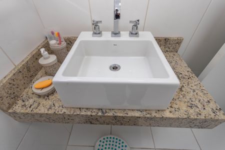 Casa à venda com 170m², 3 quartos e 4 vagasBanheiro social