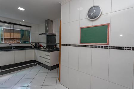 Casa à venda com 170m², 3 quartos e 4 vagasCozinha