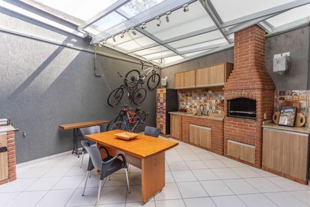 Casa à venda com 170m², 3 quartos e 4 vagasÁrea gourmet