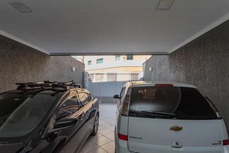 Casa à venda com 170m², 3 quartos e 4 vagasGaragem
