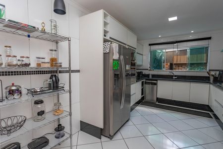 Casa à venda com 170m², 3 quartos e 4 vagasCozinha