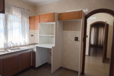 Casa à venda com 530m², 4 quartos e 6 vagasCozinha