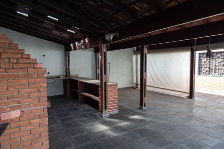 Casa à venda com 530m², 4 quartos e 6 vagasChurrasqueira