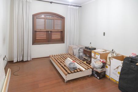Casa à venda com 530m², 4 quartos e 6 vagasQuarto 3