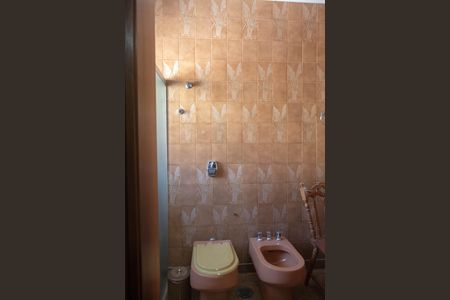 Casa à venda com 530m², 4 quartos e 6 vagasBanheiro