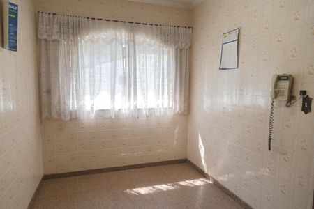 Casa à venda com 530m², 4 quartos e 6 vagasSala