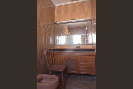 Casa à venda com 530m², 4 quartos e 6 vagasBanheiro